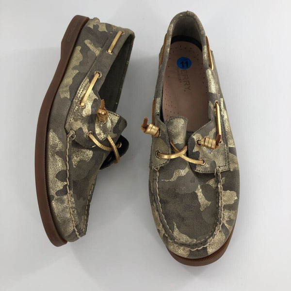 11 camo boat shoes