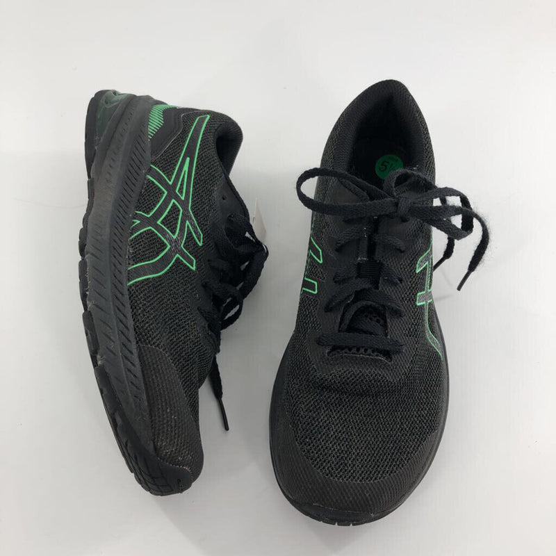 5.5 Lace up sneaker