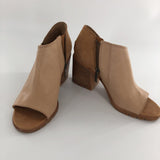 6.5 Ankle bootie