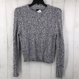 M Cable knit sweater