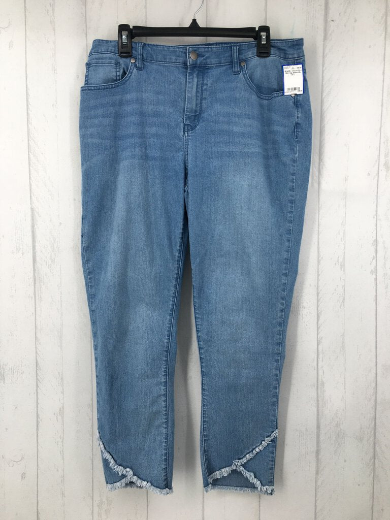 2(L) Slim leg jeans