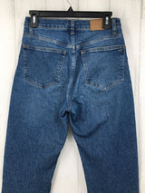 25 90's straight leg jeans