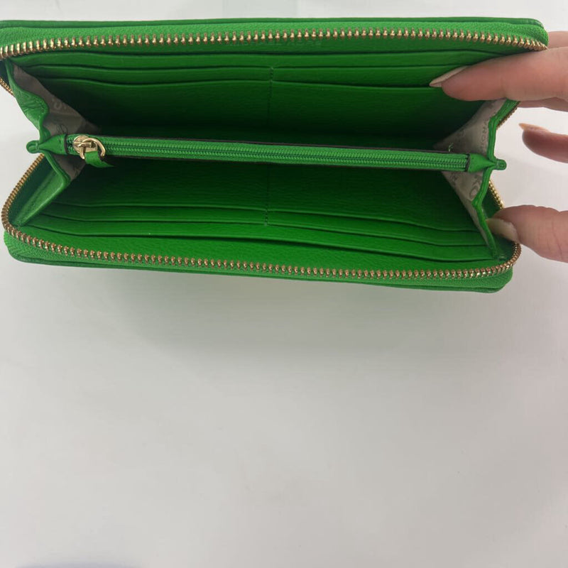 zip around wallet