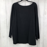 4X Round neck 3/.4 slv top