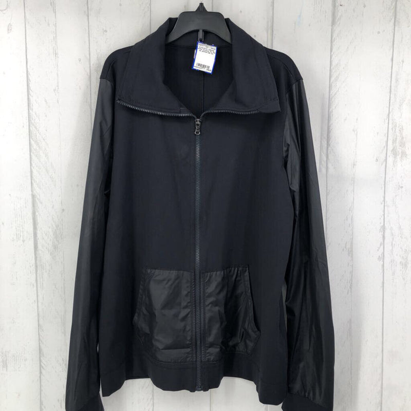 XL Zip up jacket