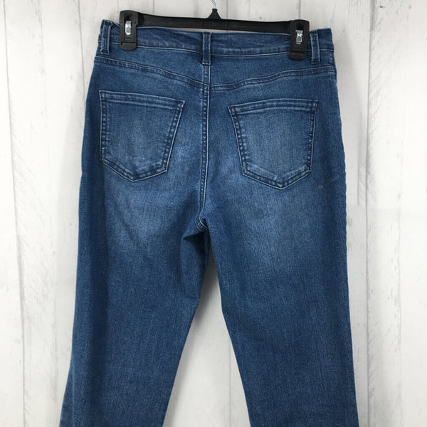 6 Cuffed jeans