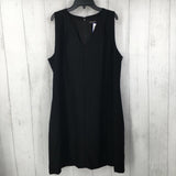 14 V-neck slvls dress