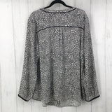 2X Flo print button down l/s top