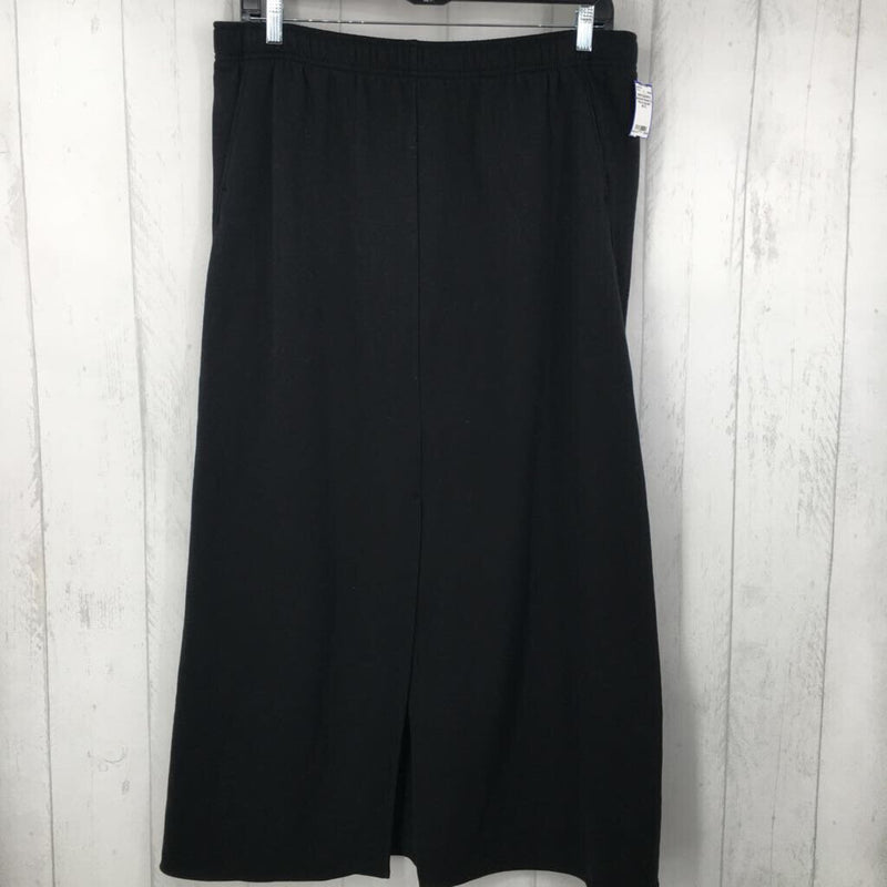 XL Pull on long skirt