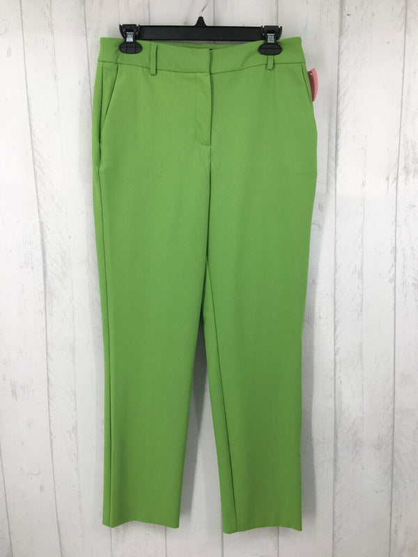 6 Straight leg trouser