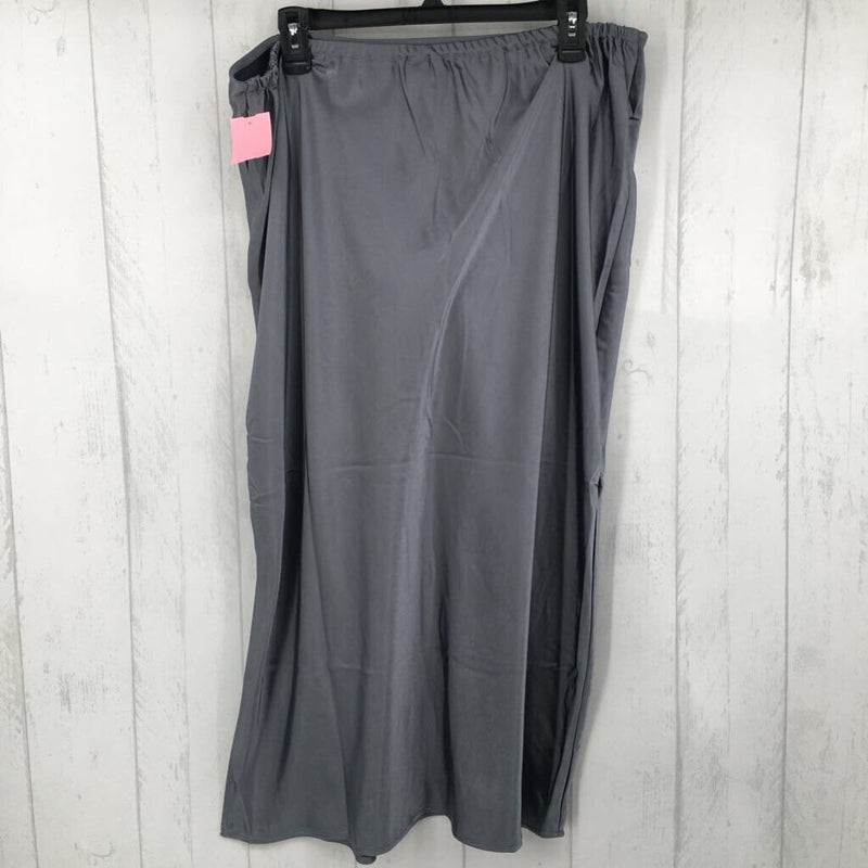 XL Silky pull on skirt