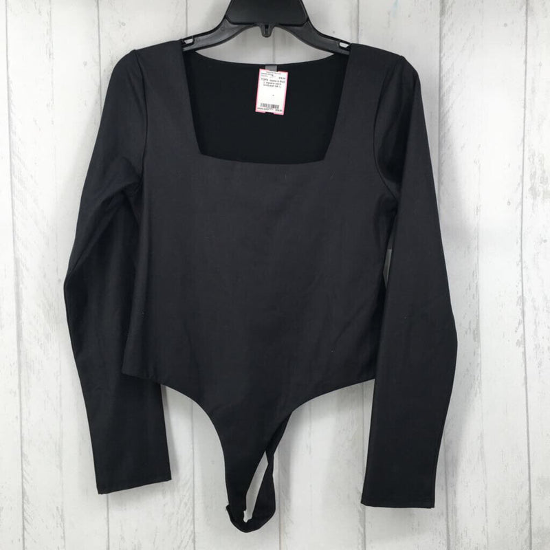 R42 L square neck bodysuit