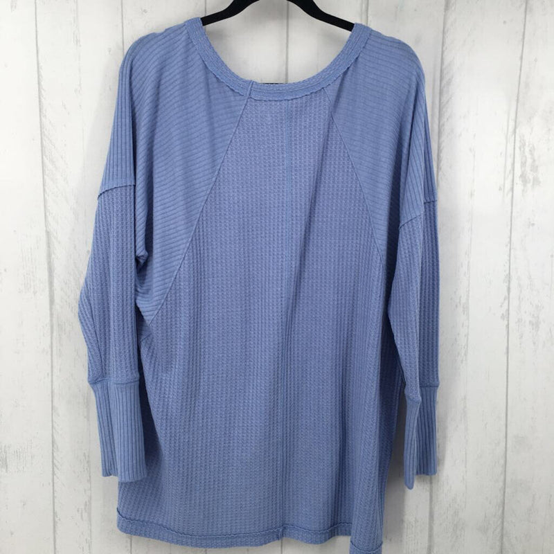 2x waffle knit l/s top