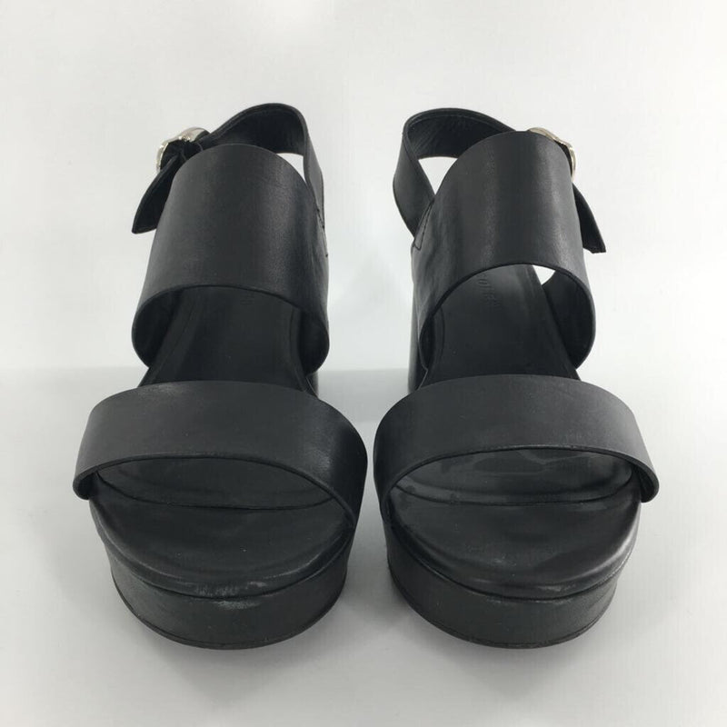 6 Platform buckle sandal