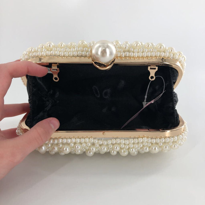 Pearl clutch