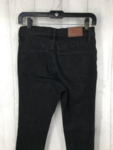 27 Hi-rise skinny jean