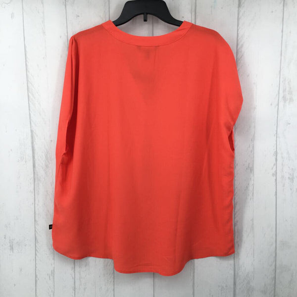 XL V-neck cap slv top