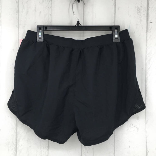 L Running shorts