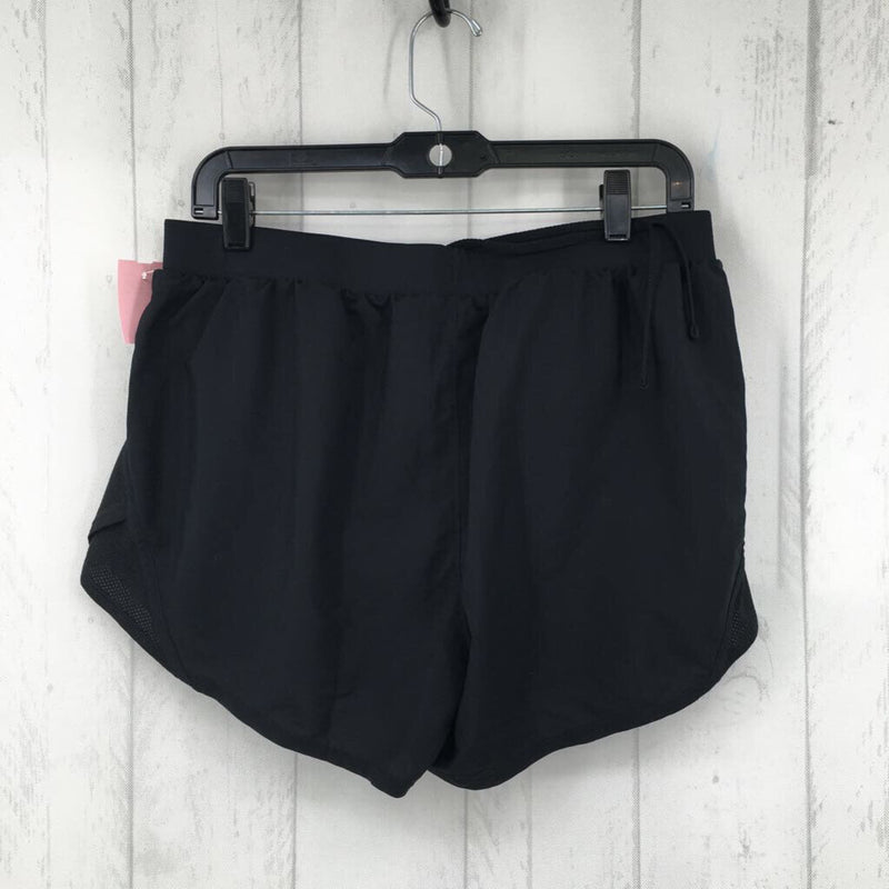 L Running shorts