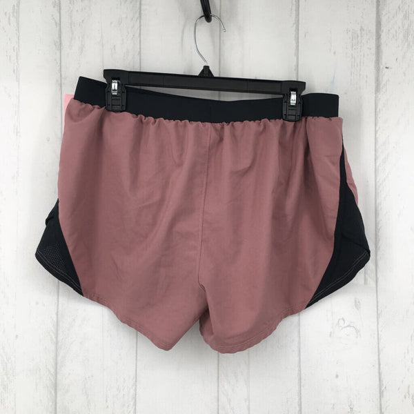 L Running shorts