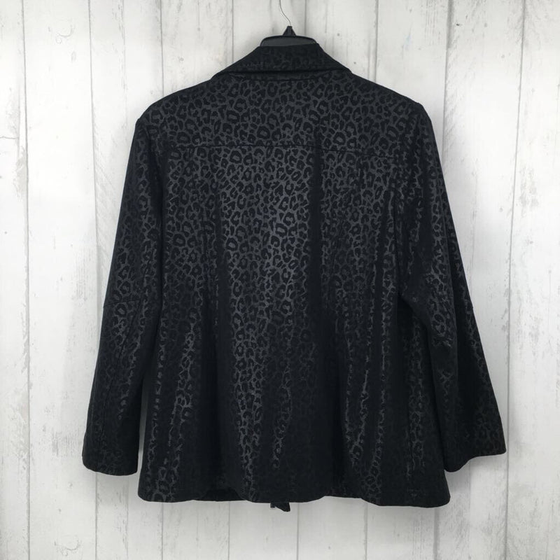 3(XL) Animal print jacket