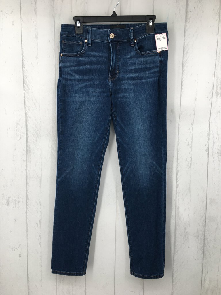 8 Slim mid-rise jeans