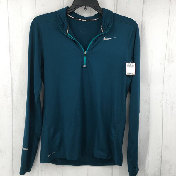 M quarter zip top