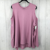 2X Cold shoulder l/s top