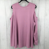 2X Cold shoulder l/s top