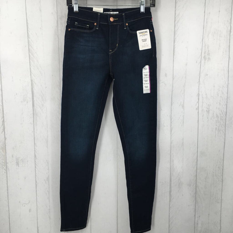 2 mid-rise skinny jeans