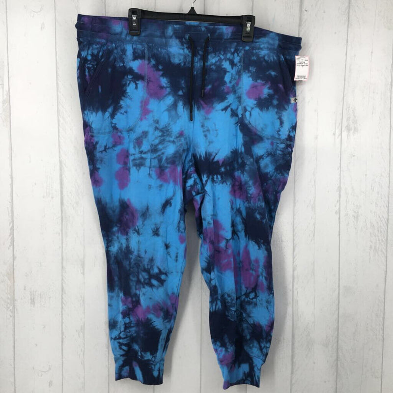 3 tie-dye joggers