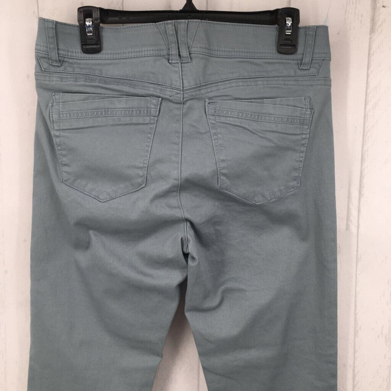 10 Cuffed pant