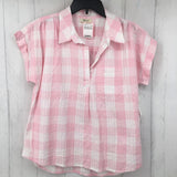 R39 S Plaid v-neck s/s top