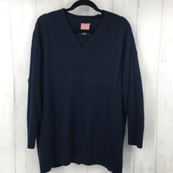 1x 100% cashmere v-neck sweater