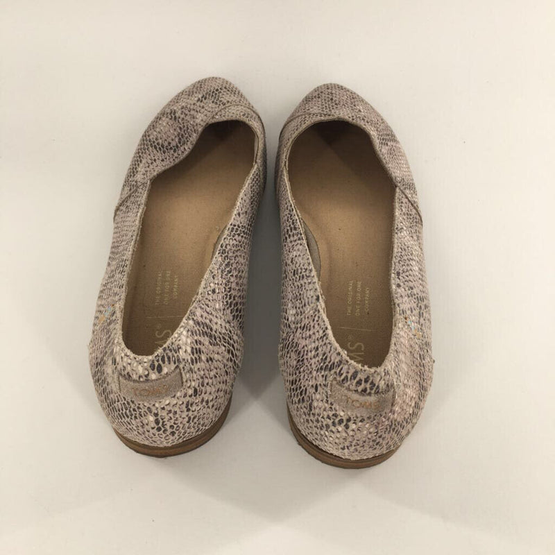 8.5 snake skin print flats