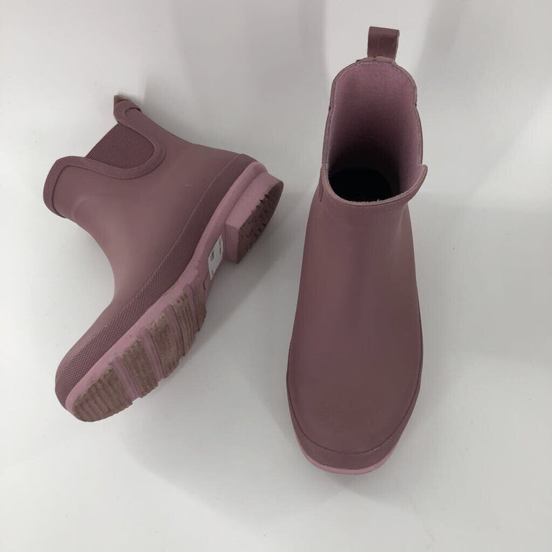 8 Short rainboot