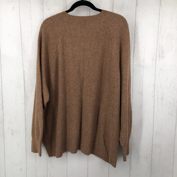 4X V-neck sweater