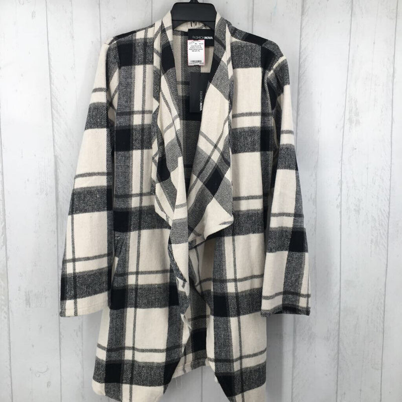 XL Plaid belted jacket