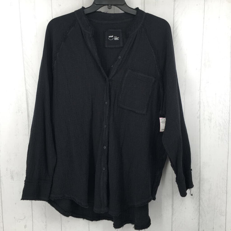 XL Gauzy button down l/s top