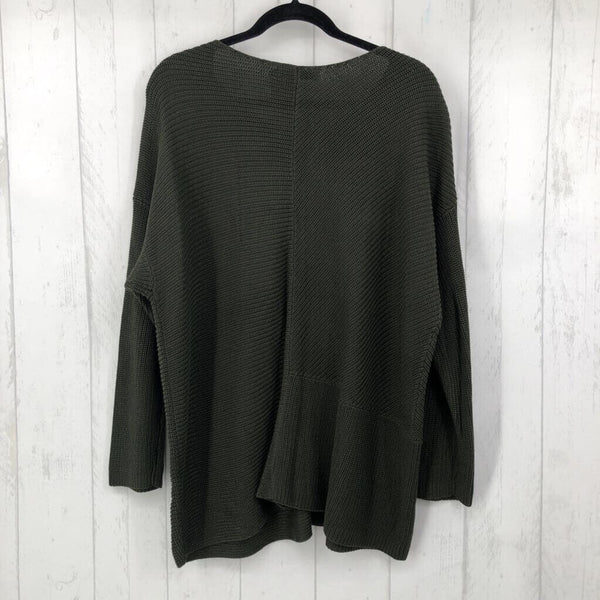 2x l/s crew neck sweater