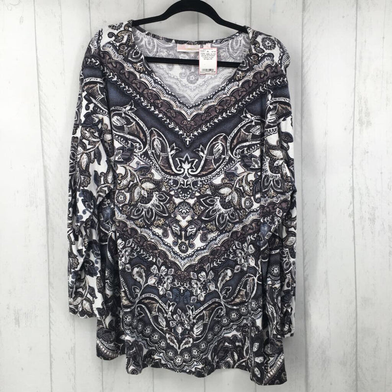 3X Printed v-neck l/s top