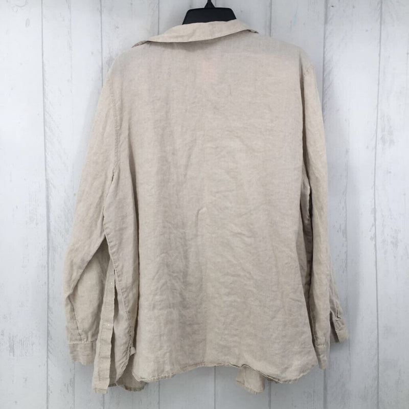 XL Linen button down l/s top