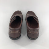 10 Leather loafer