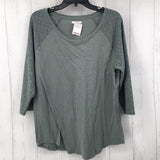 XL Eyelet 3/4 slv top