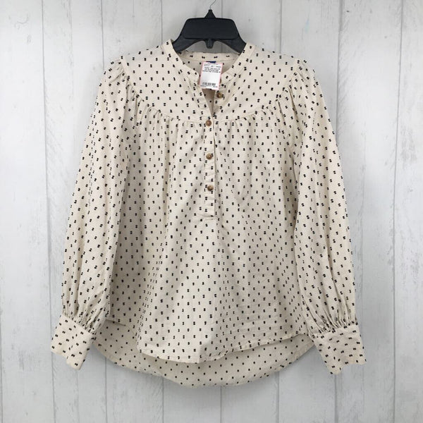 M l/s textured half button top