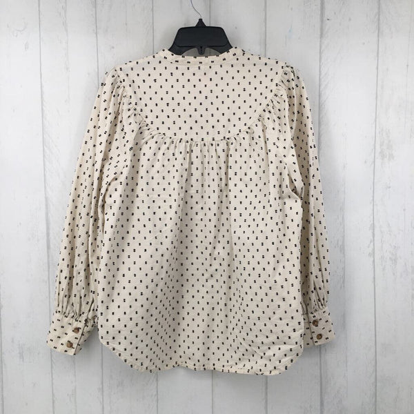 M l/s textured half button top