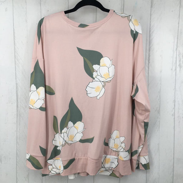 2XL Flo print crossover l/s top