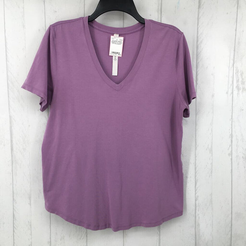 8 V-neck s/s tee