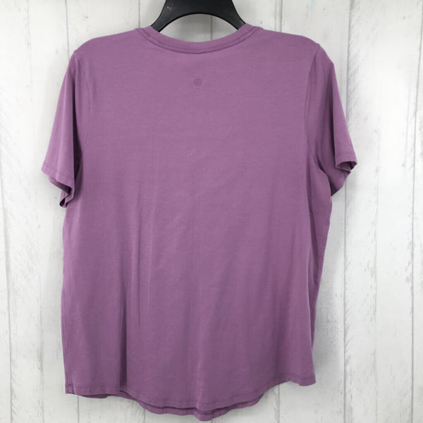 8 V-neck s/s tee