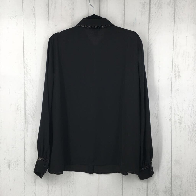 XL Semi-sheer button down l/s top